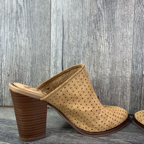 Sam Edelman Bates Heels - Picture 5 of 10